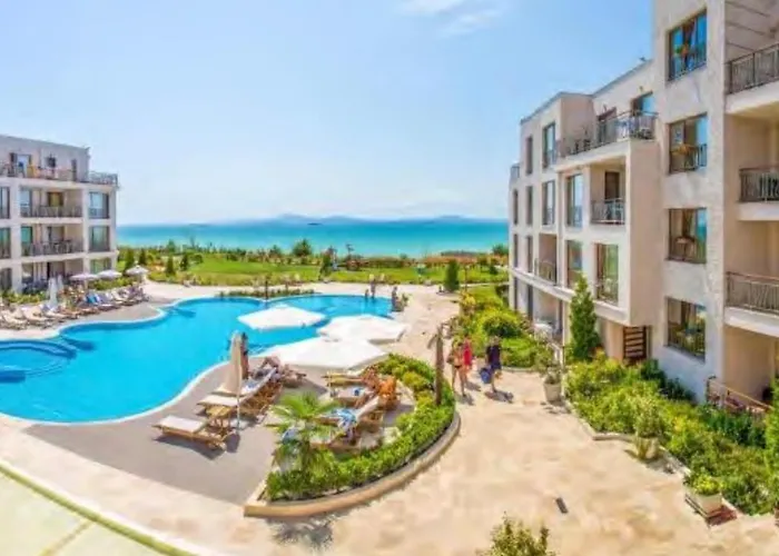 Diamond Sea View Апартаменты