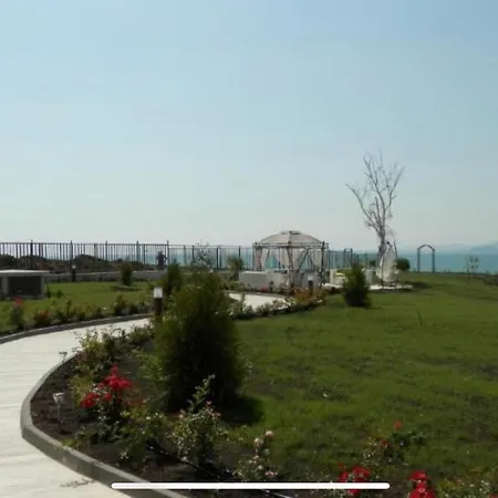 Diamond Sea View Διαμέρισμα